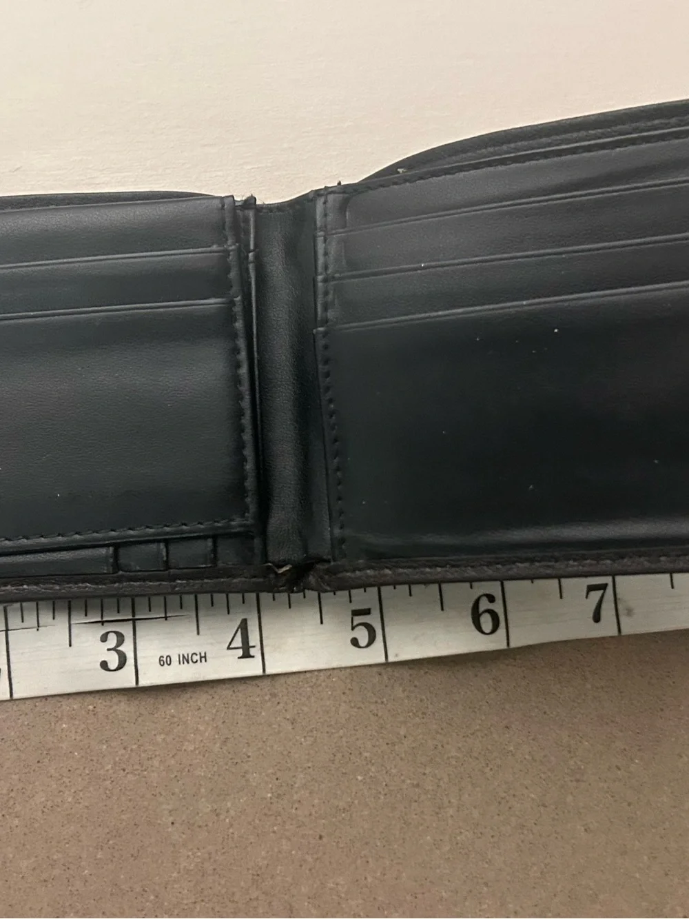 Perry Ellis Minimalist Black Leather Card & Key Holder Wallet for Men